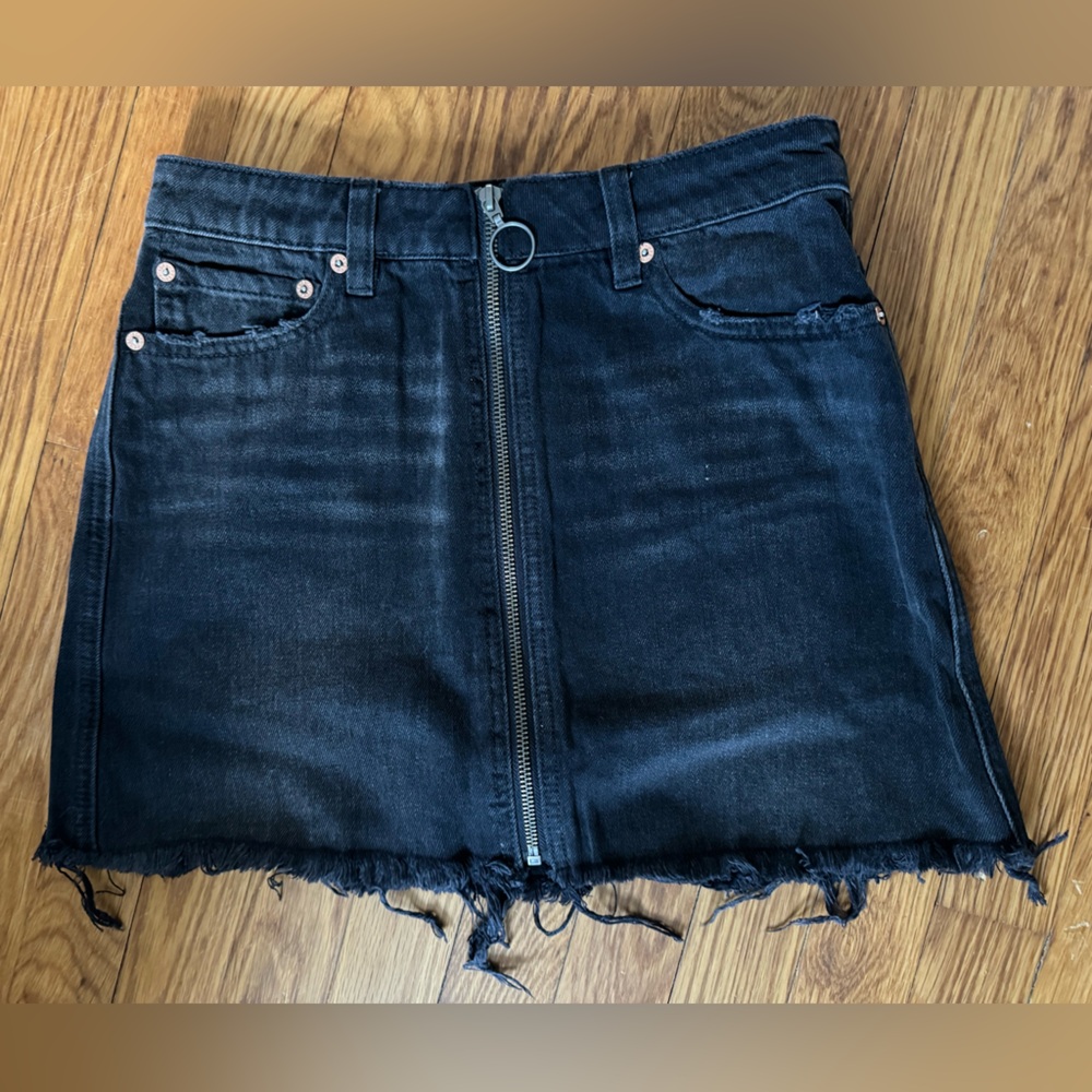 We The Free Size 26 Black Zip Up Mini Skirt